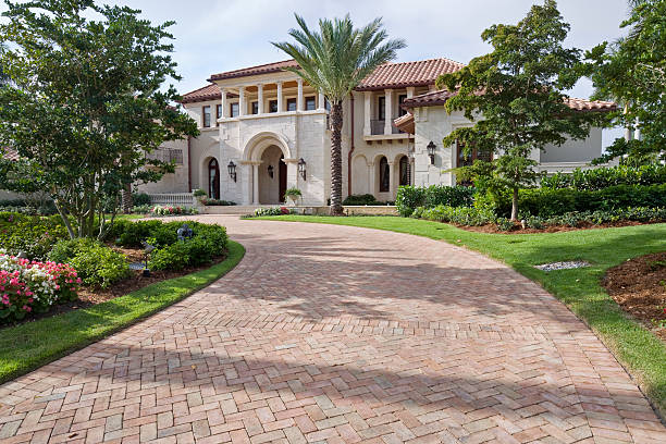 Best Driveway Pavers Near Me  in Shorewood, WI